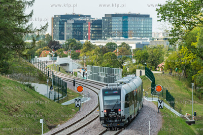 Pomorska Kolej Metropolitalna, odcinek pomiedzy Niedzwiednikiem...