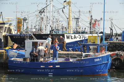 Port we Wladyslawowie. Nz. kuter SWA-1  25.08.2009...