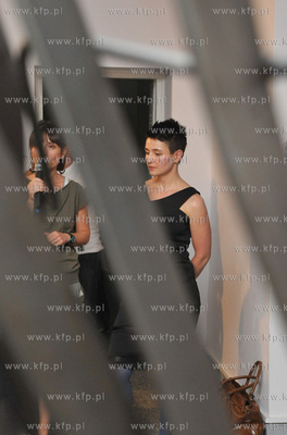 Wernisaz wystawy Doroty Nieznalskiej (nz) "Miasto Zdarzenie...