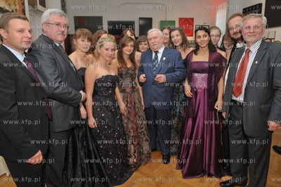 Przyjecie urodzinowe z okazji 68 urodzin Lecha Walesy...