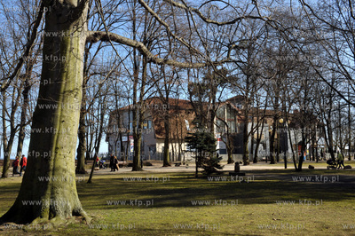 Sopot Park Polnocny. Klub i teatr Atelier. 8.03.2014...
