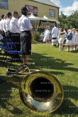 Boze Cialo we wsi Sulmin na Kaszubach obchodzono po...