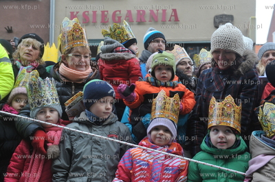 Orszak Trzech Kroli przeszedl ulicami Gdanska. 06.01.2015...