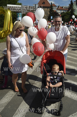 X Marsz dla życia i rodziny na ulicach Gdańska. Nz....