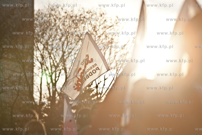 Warszawski "Marsz Niepodległosci" organizowany przez...