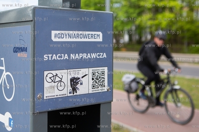 Gdynia, Aleja Zwycięstwa 96/98, Stacja naprawcza dla...