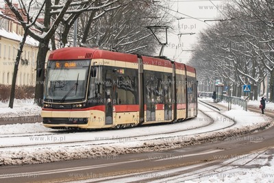 Gdańsk, Zimowy krajobraz -Prtzystanek tramwajowy Zamnehofa...