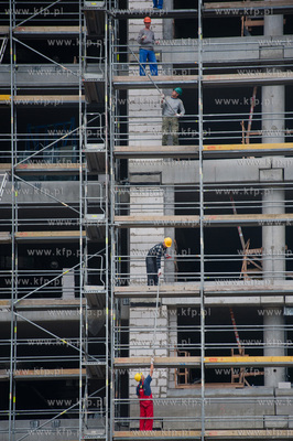 Gdansk. Biurowiec Olivia Business Center. Budowa kolejnego...