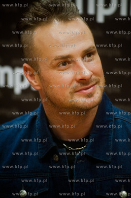 Gdansk. Salon Empik w C.H. Galeria Baltycka. Spotkanie...