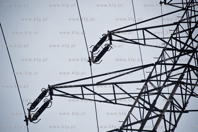 Gdansk. Chelm. Siec wyokiego napiecia.
13.06.2013
fot....
