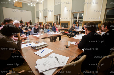 Gdansk. Urzad Miasta. Zespol Konsultacyjny ds. Budzetu...
