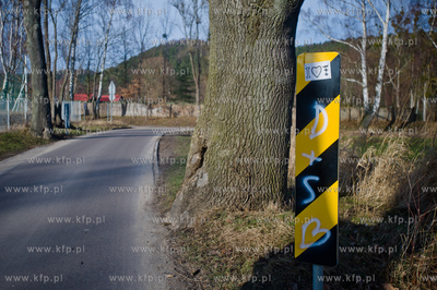 Gdansk. Oliwa, Trojmiejski Park Krajobrazowy. Sciezka...