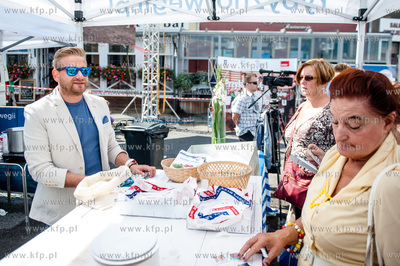 Gdansk. Targ Rybny. Jarmark Dominikanski. Norweski...