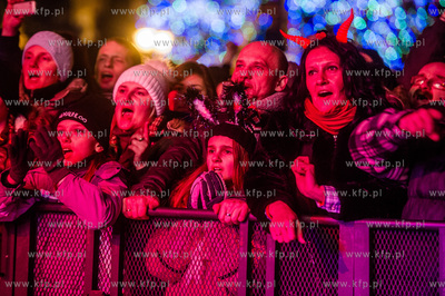 Zabawa sylwestrowa na Targu Weglowym w Gdansku. Koncert...