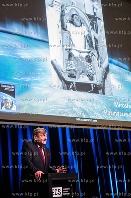 Gdansk. Europejskie Centrum Solidarnosci. Spotkanie...