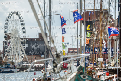 Gdańsk. Rybackie Pobrzeze. Zlot zaglowcow Baltic Sail...