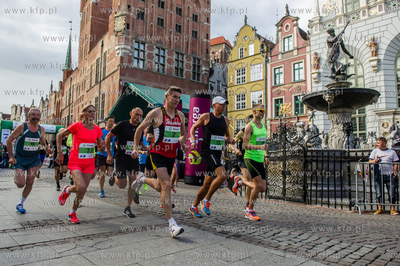 Gdańsk. Międzynarodowy Bieg św. Dominika. Bieg Vip-ów...