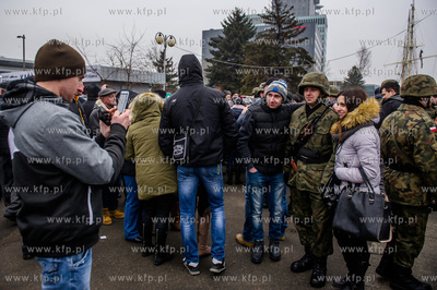 Gdynia. Nabrzeże Pomorskie. Uroczysta przysięga wojskowa...