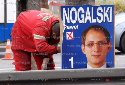 Gdynia - plakaty wyborcze Pawla Nogalskiego z Forum...