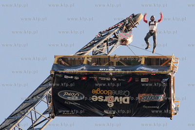 Mlode Miasto w Gdansku. Zawody Diverse Crane Boogie...