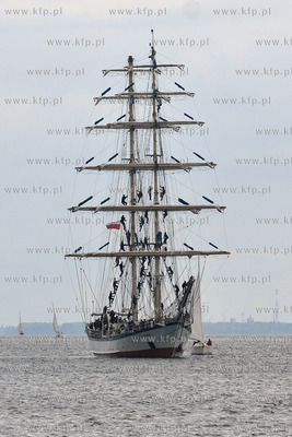 Chopin// Polska/ The Course. Gdynia swietuje zakonczenie...