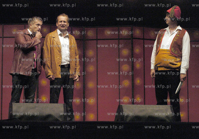 Kabaret Moralnego Niepokoju wystpil w czasie II Nocy...