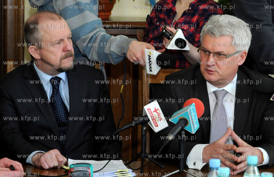 Urzad Miasta Gdyni. Wiceprezydent Gdyni Marek Stepa...