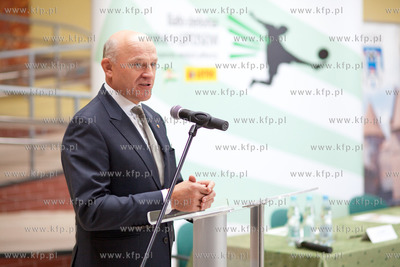 Bytow. Wystartowal program Bialo-zielona przyszlosc...