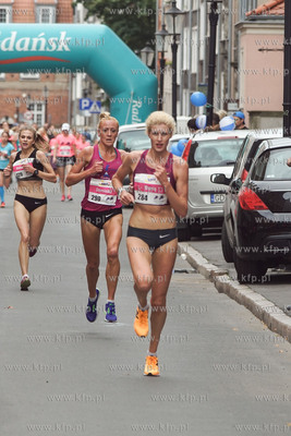 Gdańsk. Międzynarodowy Bieg św. Dominika. Bieg kobiet...