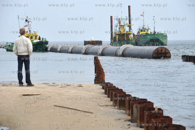 Prace przy budowie wylotow sopockich potokow w glab...