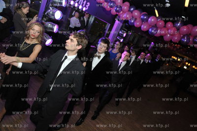 Studniowka III Liceum Ogolnoksztalcacego Topolowki...