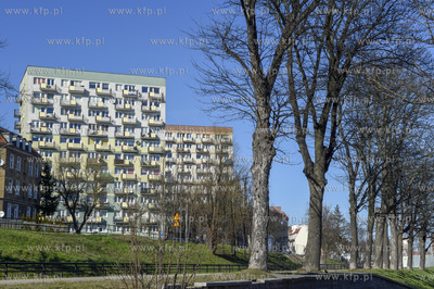 Bloki przy ul. Zaroślak w Gdańsku. 23.03.2019 fot....