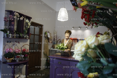Magda Masny w swojej kwiaciarni Rosamelia w Sopocie.
03.11.2010
fot....