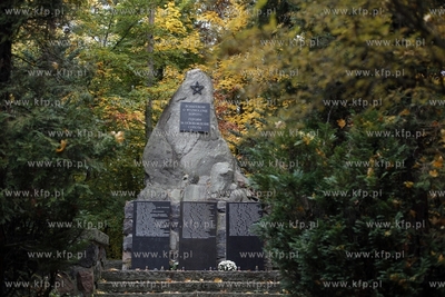 Sopot. Cmentarz Zolnierzy Radzieckich.
24.10.2012
fot....