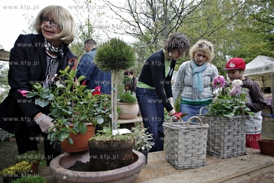Gdynia Kolibki. Festyn Ogrod 2013.
12.05.2013
fot....