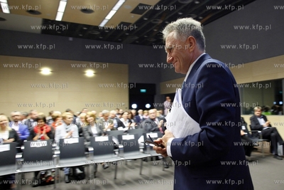 Miedzynarodowe Targi Gdanskie Amber Expo. Wysluchania...