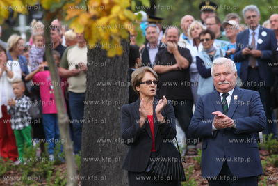 Sadzenie Debu Wolnosci w 25 rocznice Porozumien Sierpniowych...