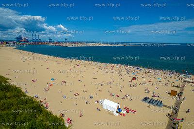 Wakacje w Gdańsku. Plaża na Stogach. 03.08.2024 fot....