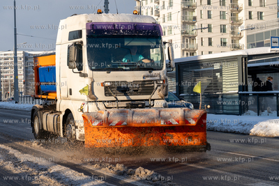 Zima w Gdańsku. Morena. Pług na ul. Rakoczego. 2.01.2026...