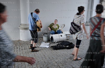 Gdansk. Dlugi Targ. Uliczni grajkowie.
19.07.2011
fot....