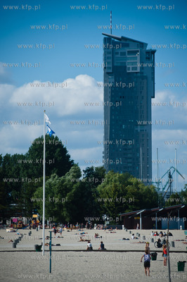 Gdynia. Plaza Miejska na kapielisku ktorej zniesiono...
