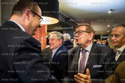 Gdansk. Oliwa. Restauracja Classic. Druga tura wyborow...