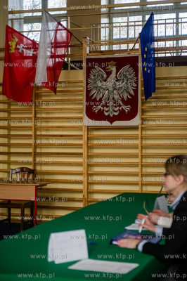 Gdansk. Wrzeszcz. Obwodowa Komisja ds. Wyborow do Rady...