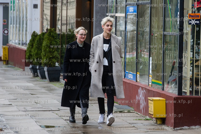 Radek Pestka, zwyciezca TOP MODEL na zakupach z siostra...