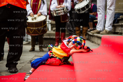 Gdansk. Swieto Miasta.  Parada Gdansczan - Wiwat Gdansk....
