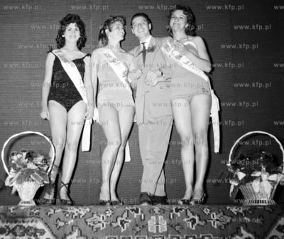 Wybory Miss Gdanska lub Wybrzeza.  1957 
z0002110
Fot....