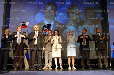 Rozpoczęcie kampanii kandydatow gdynskiej  listy Prawa...