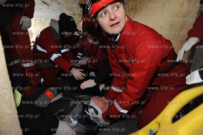 Nadole nad Jeziorem Zarnowieckim. Cwiczenia ratownikow...