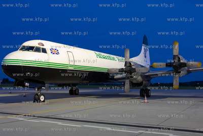 Gdansk, Rebiechowo. Nz. Lockheed L-188C Electra linii...