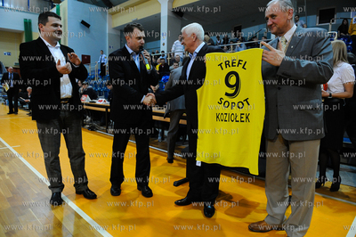 Sopot. Hala 100-lecia. Polska Liga Koszykowki. Mecz...